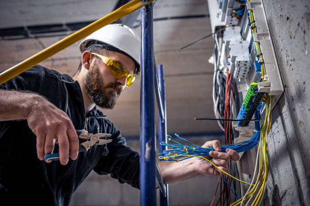 Best 24-Hour Electrician  in Richmond, IL